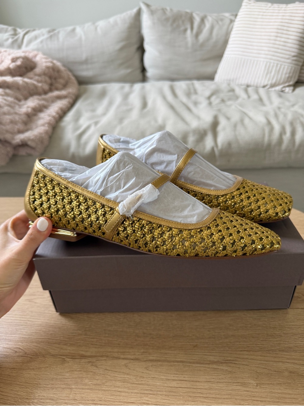 Franco Sarto Tinsley Mary Jane Flat in Gold Faux Raffia. Brand new, size 9 - Picture 5 of 11